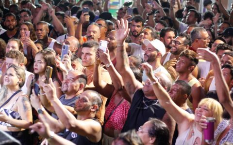 Imagem do post Multidão lota Pelourinho em shows gratuitos de Márcia Freire, Nara Couto e Samba Trator;