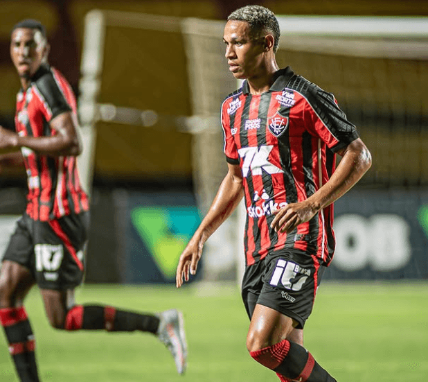 Vitória e Jacuipense empatam no retorno do futebol a Pituaçu