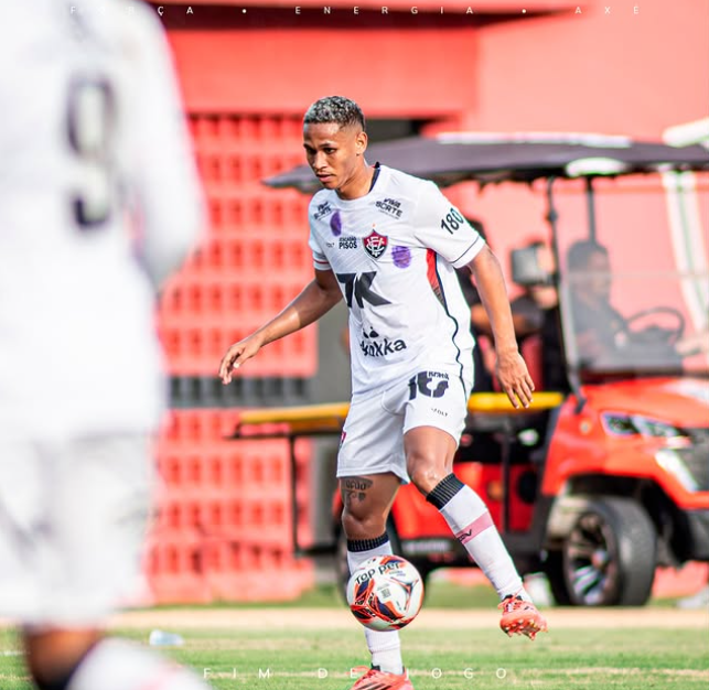 Vitória empata sem gols na estreia do Baianão 2026