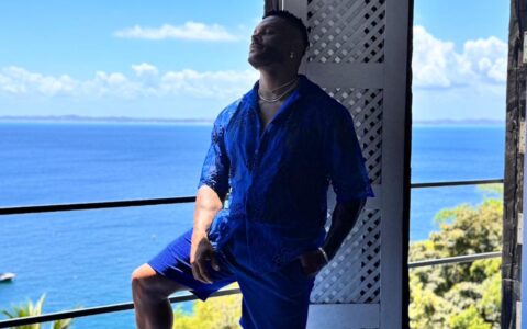 Imagem do post Tony Salles vira o rosto do Verão 2026 e estrela nova campanha da Rede Bahia