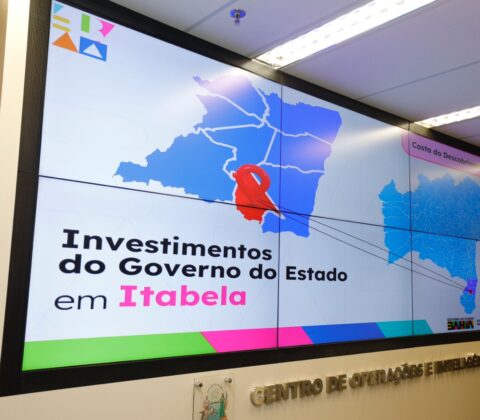 Imagem do post Jerônimo entrega ambulância, van e equipamentos e garante novo hospital para Itabela em reunião com a prefeitura