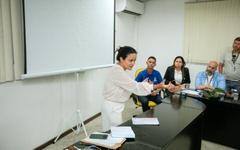Imagem do post Prefeita Débora ajusta os últimos detalhes para a realização da Mica Lauro em reunião com o secretariado