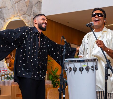 Imagem do post Brenno Casagrande leva Denny Denan ao Pelourinho em ensaio gratuito que promete agitar o verão