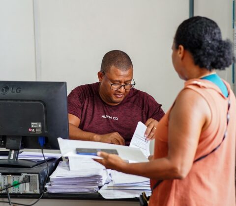 Imagem do post Seduc inicia recolhimento de documentos para alunos que fizeram pré-matrícula online em Camaçari