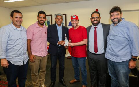 Imagem do post Presidente do PT cumpre agenda na Bahia com foco nas reeleições de Jerônimo e Lula