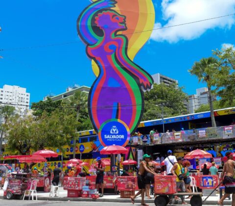 Imagem do post Carnaval deve movimentar R$ 2,6 bilhões e atrair mais de 1,2 milhão de turistas em Salvador