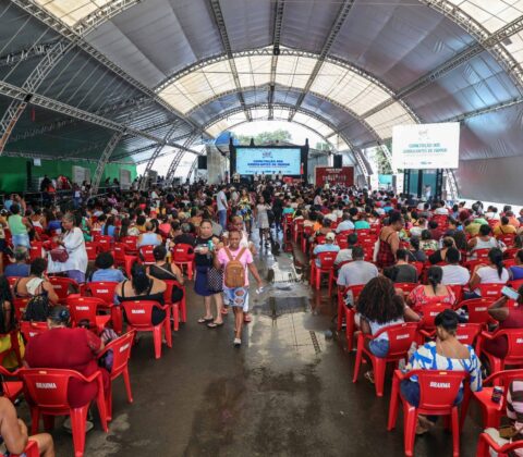 Imagem do post Festa de Iemanjá e Carnaval: capacitação reúne 4 mil ambulantes