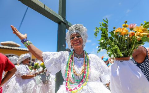 Imagem do post Lavagem de Jauá promete agitar o litoral com cortejo religioso, blocos e grandes shows