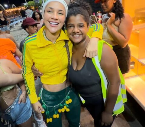 Imagem do post Michele Andrade compra todas as cervejas e encanta Juazeiro