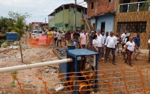 Imagem do post Jerônimo vistoria obras de drenagem na Cidade Baixa de Salvador e promete fim dos alagamentos