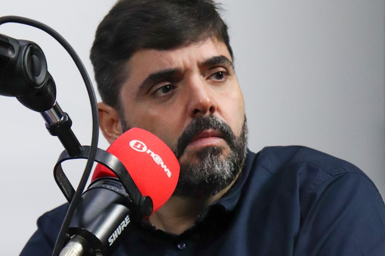 Secretário aponta incômodo da oposição com ritmo do governo: “Dói neles”