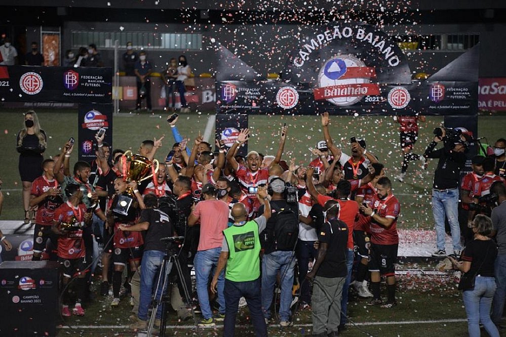 Facão, intimidação e dívidas: Agnaldo Liz deixa o Atlético de Alagoinhas e denuncia caos nos bastidores