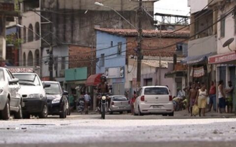 Imagem do post BDM sufocado: Operação no Vale da Muriçoca deixa traficante baleado e câmeras são desmontadas