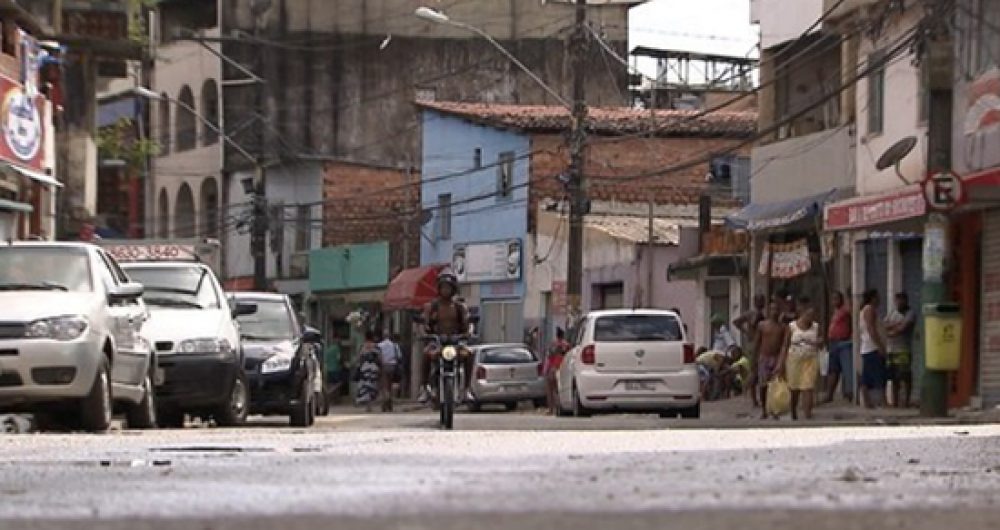 BDM sufocado: Operação no Vale da Muriçoca deixa traficante baleado e câmeras são desmontadas