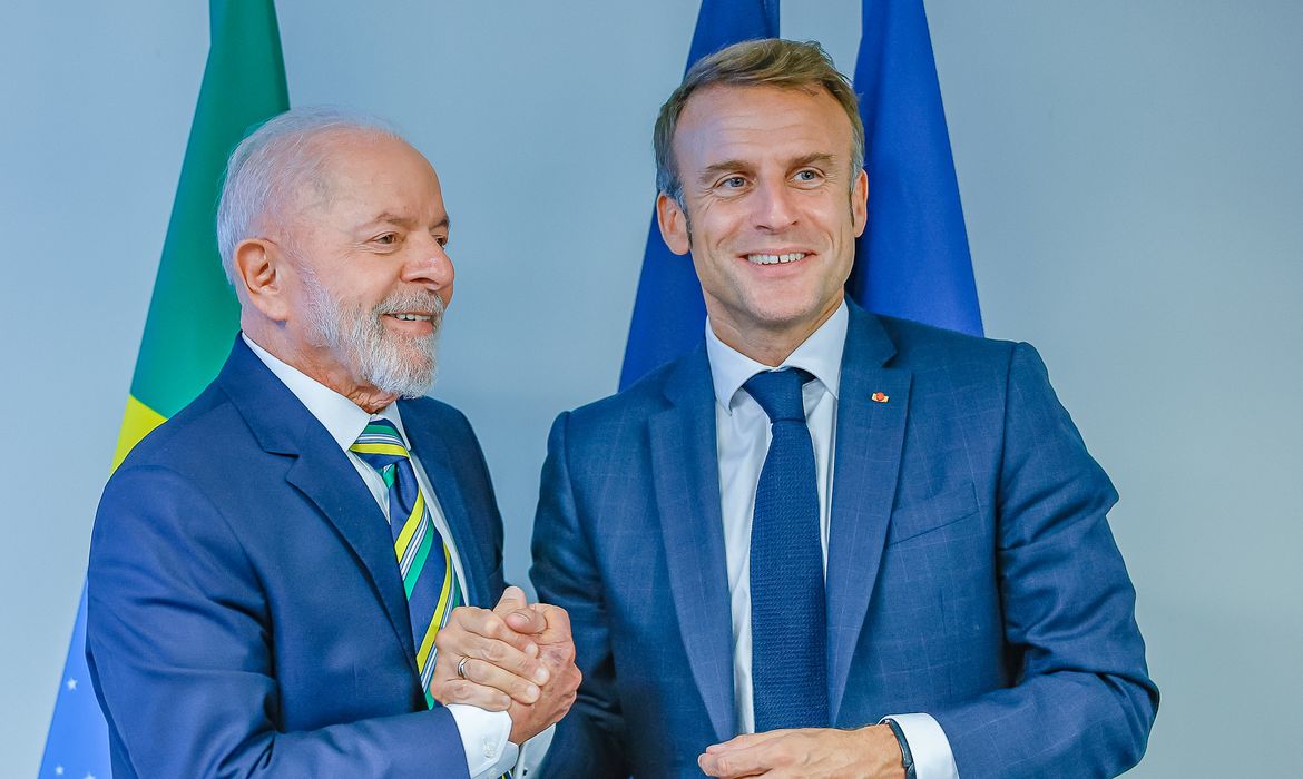 Lula e Macron discutem proposta de Conselho da Paz apresentada pelos EUA