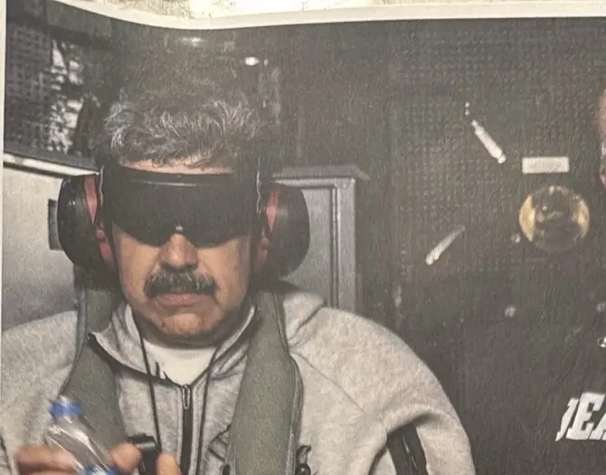 Maduro chega sob forte escolta a agência antidrogas dos EUA após desembarcar em Nova York