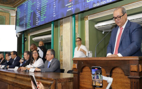 Imagem do post Câmara de Salvador abre trabalhos legislativos de 2026 com mensagem do prefeito Bruno Reis