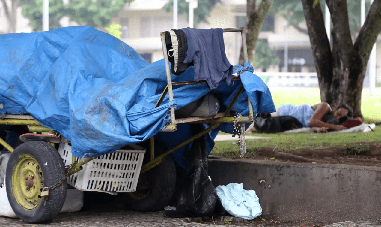 População em situação de rua ultrapassa 365 mil pessoas