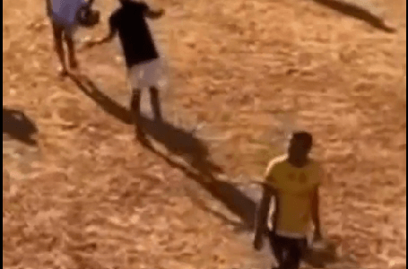 Imagem do post Jovem é executado a tiros em campo de futebol; veja vídeo