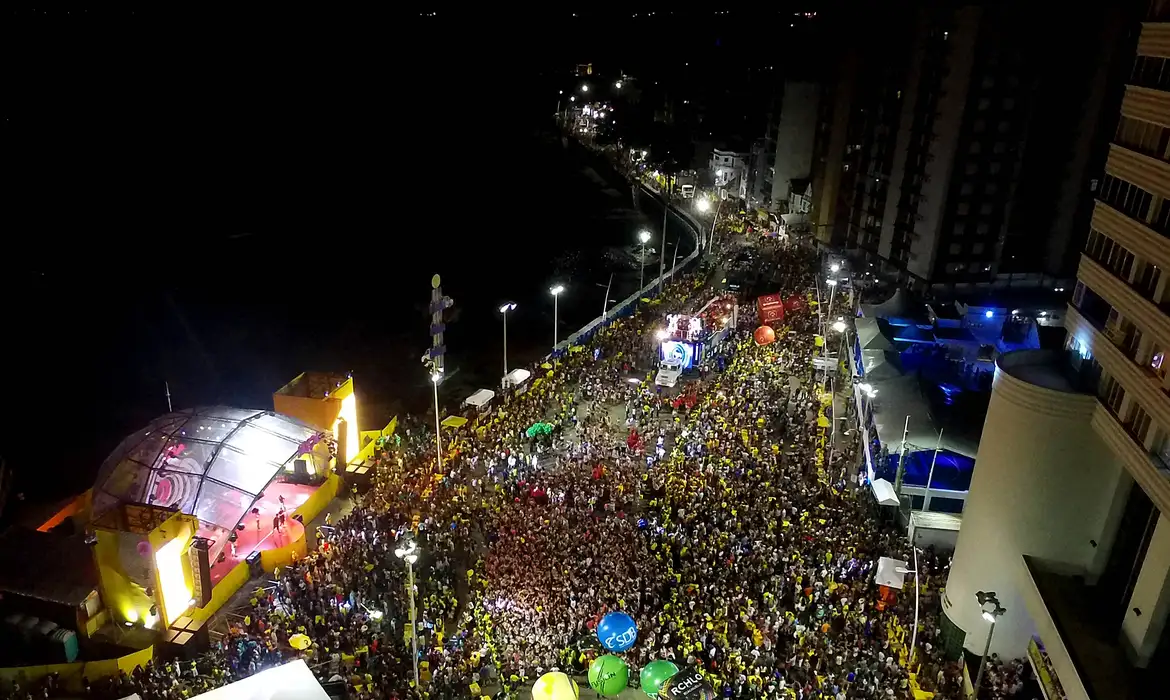 Carnaval 2026 ganha forma em Salvador; confira a programação já confirmada nos circuitos