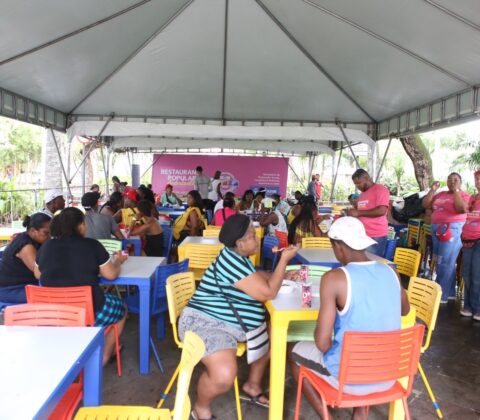 Imagem do post Restaurantes populares garantem 42 mil refeições para ambulantes no Carnaval