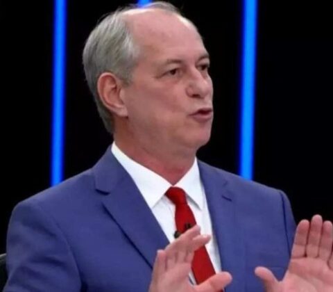 Imagem do post Na Bahia, Ciro Gomes faz ataques ao PT e ao PDT