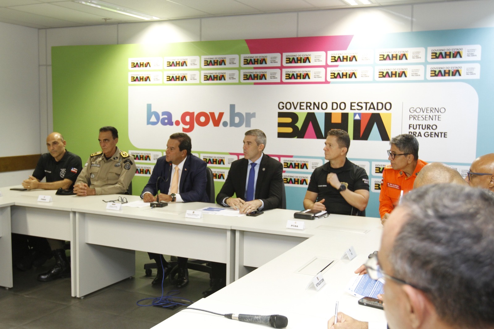 Governo da Bahia e blocos de carnaval tomam decisão sobre segurança dos foliões