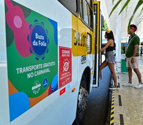Imagem do post Buzu da Folia: prefeitura lança ônibus gratuito para quem vai ao Carnaval de Salvador