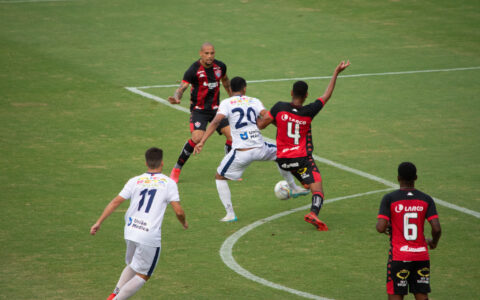 Imagem do post Clássico decisivo no Barradão: Vitória pode disparar no G-4 e Bahia de Feira joga contra o risco