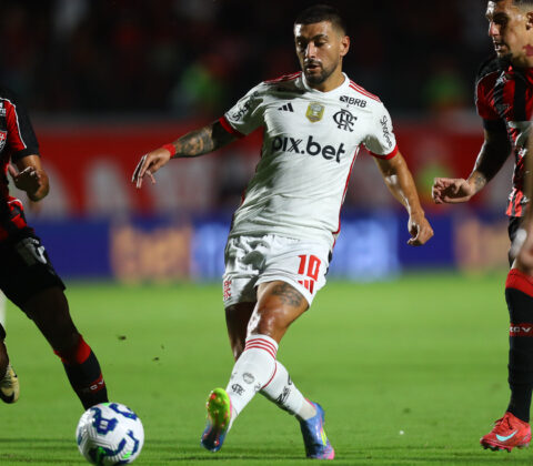 Imagem do post Reencontro ou pesadelo? Vitória tenta virar a chave no Barradão contra o Flamengo
