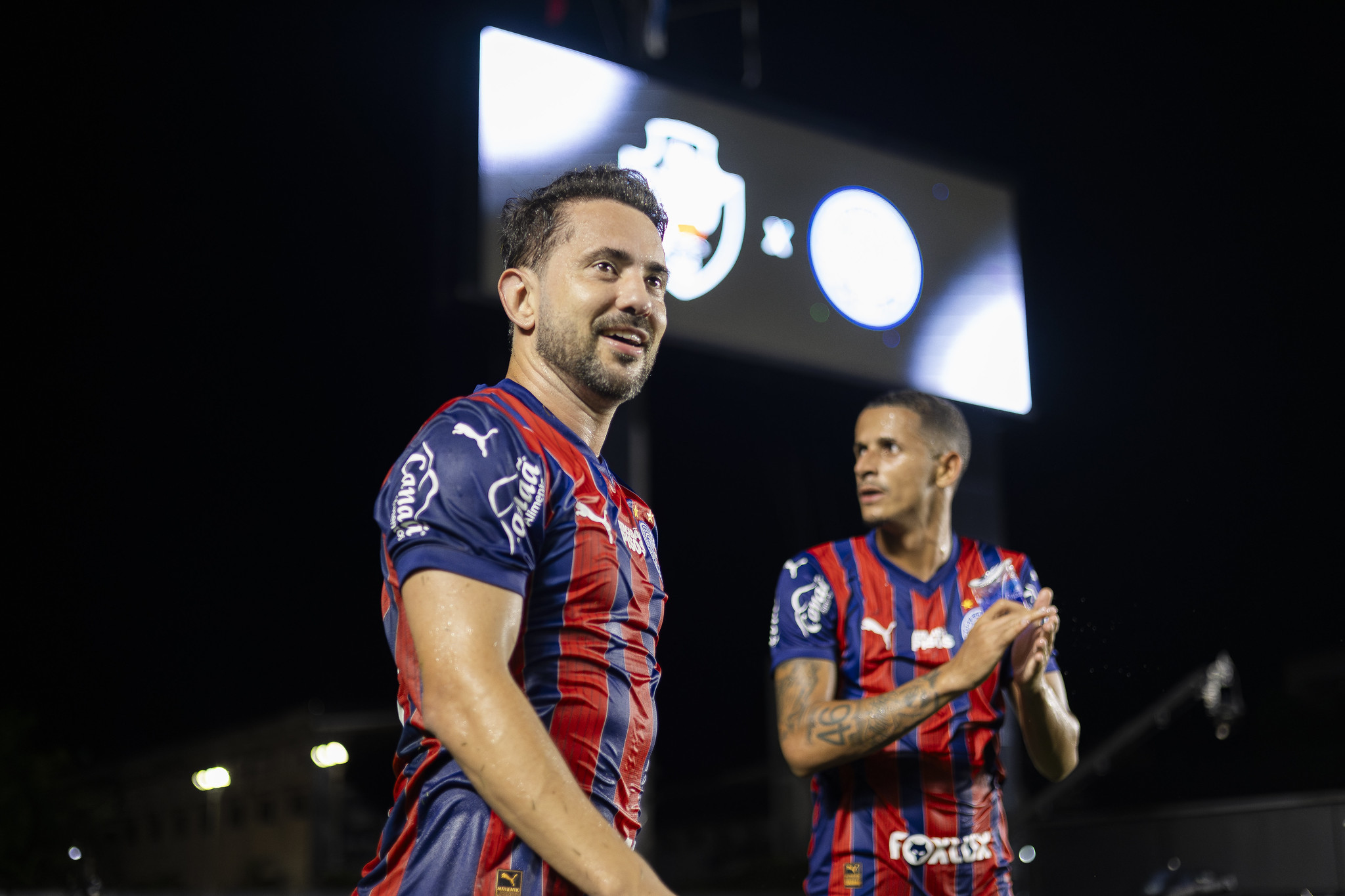 Imagem do post Ele voltou! Everton Ribeiro reassume o comando do Bahia em decisão pela Libertadores