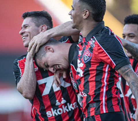 Imagem do post Vitória corre contra o relógio: janela é ampliada e diretoria ainda busca reforços para o Brasileirão
