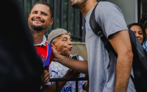 Imagem do post “Seria mentiroso dizer que está normal”: Ronaldo expõe baque no Bahia após queda nos pênaltis