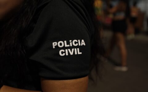 Imagem do post Homem é preso em posse de celular furtado na Praça da Piedade