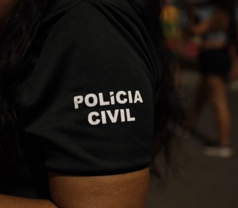 Imagem do post Homem é preso em posse de celular furtado na Praça da Piedade