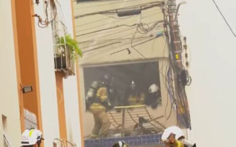 Imagem do post Prédio incendiado no Stiep é evacuado; ocorrência deixa 12 vítimas