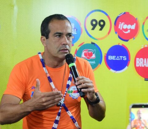 Imagem do post Carnaval terá início em janeiro e ganha mais um dia em 2027, anuncia Bruno Reis