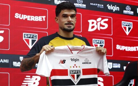 Imagem do post Cauly abre o jogo sobre saída do Bahia e explica queda de minutos com Ceni