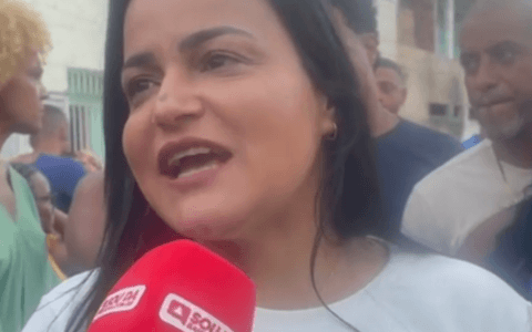 Imagem do post Lauro de Freitas: prefeita anuncia revitalização de praça e campo com grama sintética