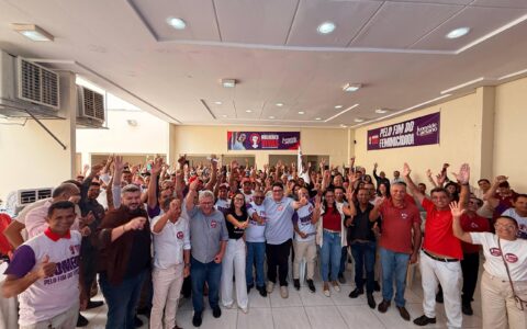 Imagem do post Ivoneide Caetano demonstra força no Oeste ao reunir lideranças durante plenária em Barreiras