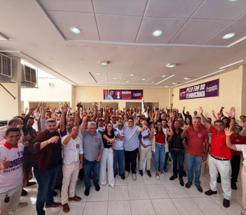 Imagem do post Ivoneide Caetano demonstra força no Oeste ao reunir lideranças durante plenária em Barreiras