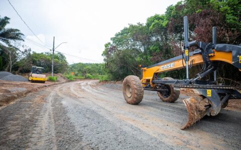Imagem do post Seinfra atua na limpeza de canais e na manutenção de estradas vicinais do município