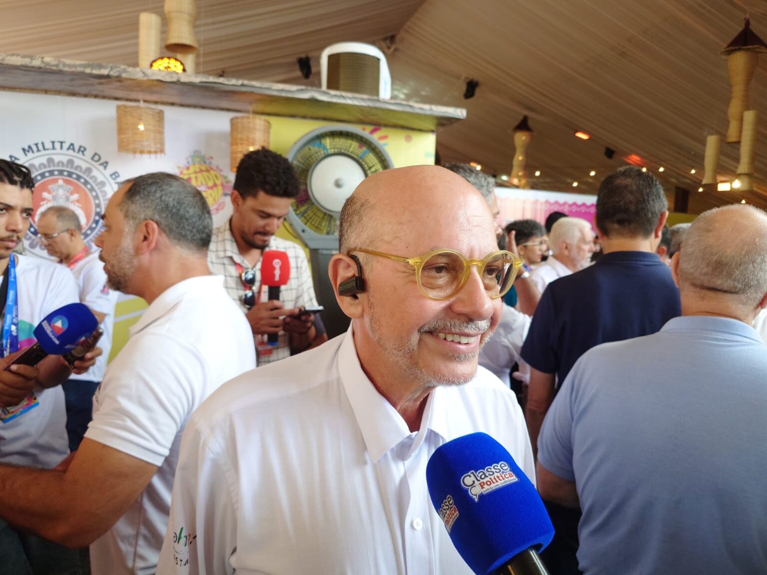 Trios elétricos a gás natural reduzem poluição em 30%