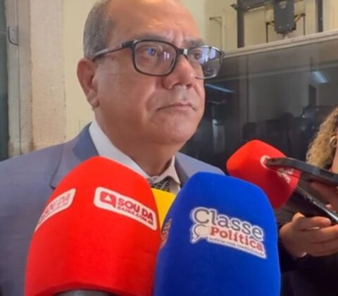 Imagem do post Carlos Muniz evita falar em suplentes e faz previsão sobre vereadores candidatos na Bahia