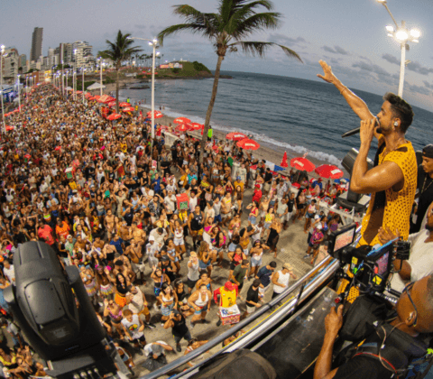 Imagem do post Parangolé explode no Furdunço e esquenta Carnaval 2026