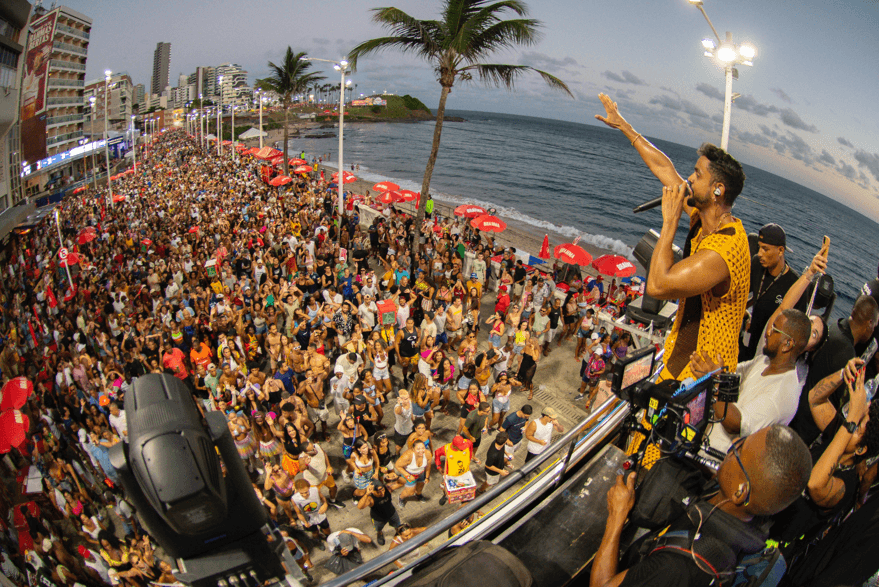 Parangolé explode no Furdunço e esquenta Carnaval 2026