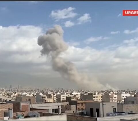 Imagem do post Conflito aumenta: Israel e EUA atacam Irã e explosões são registradas em território israelense