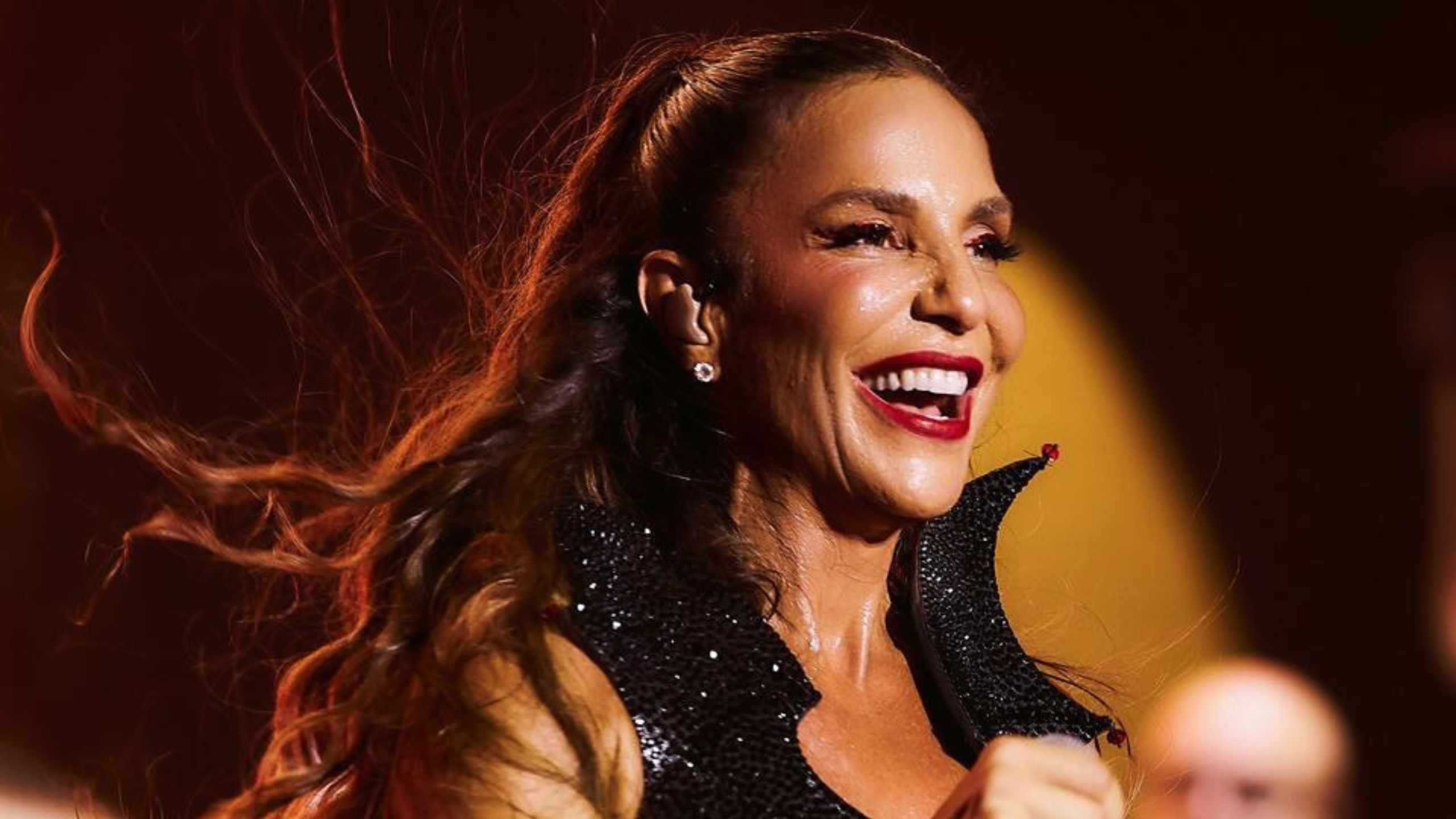 Saiba quem é o cantor de pagode que iria gravar “Vampirinha” antes de Ivete Sangalo