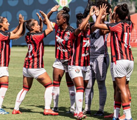 Imagem do post Estreia amarga: Vitória cai diante do Fluminense com gol nos acréscimos