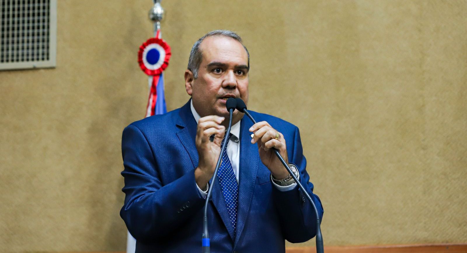 Sandro Régis assume liderança do União Brasil na AL-BA e promete atuação firme da oposição